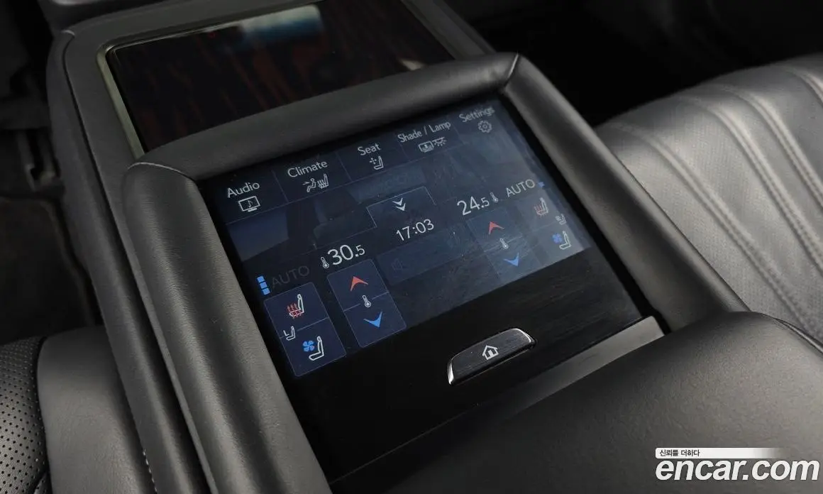 Lexus LS 2018 3.5 автомат (гидро), фото 19 Lexus LS 2018 3.5 автомат (гидро), фото 19