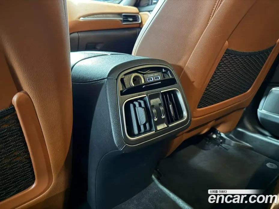 Maserati Levante 2016 3.0 автомат (гидро), фото 18 Maserati Levante 2016 3.0 автомат (гидро), фото 18