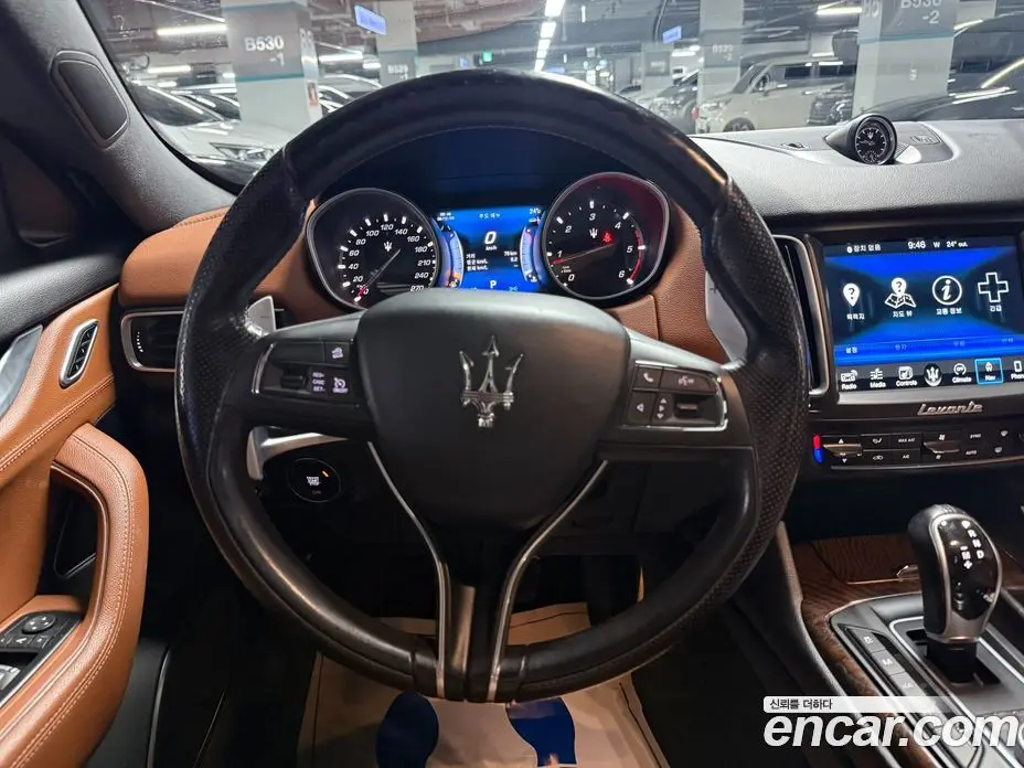 Maserati Levante 2016 3.0 автомат (гидро), фото 8 Maserati Levante 2016 3.0 автомат (гидро), фото 8