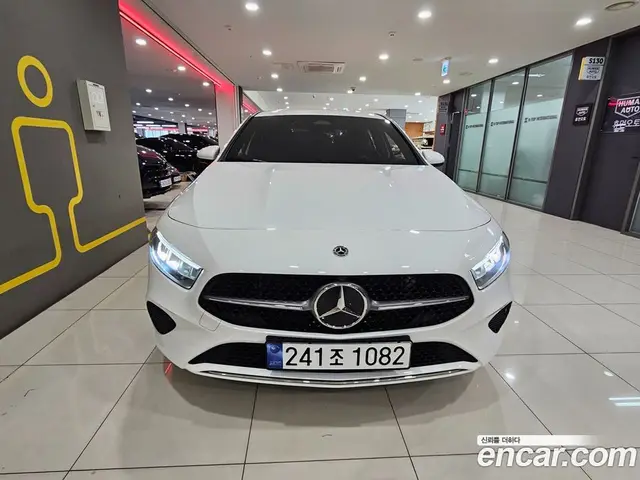Mercedes-Benz A-Class 2024 2.0 гидро, миниатюра 3