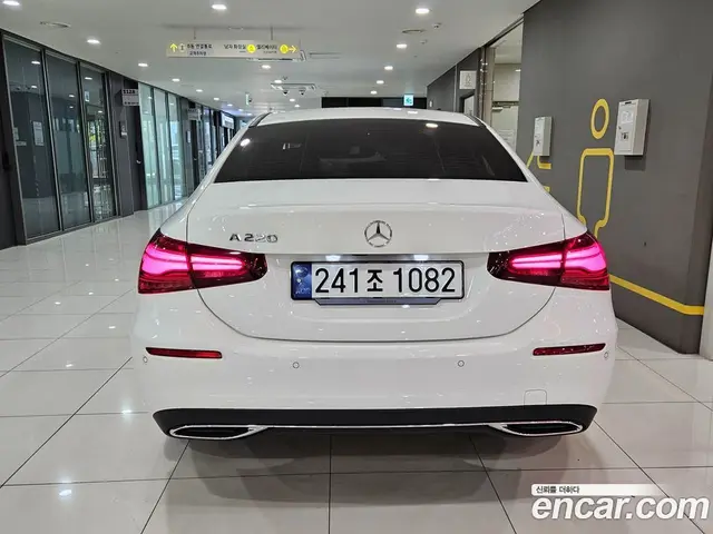 Mercedes-Benz A-Class 2024 2.0 гидро, миниатюра 4