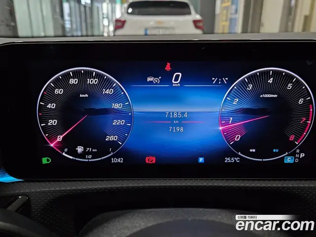 Mercedes-Benz A-Class 2024 2.0 гидро, миниатюра 8