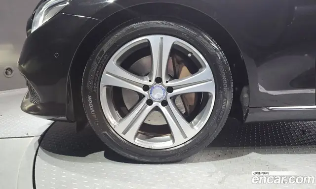 Mercedes-Benz E-Class 2016 2.0 гидро, миниатюра 5