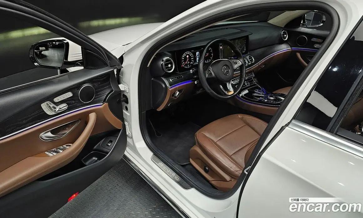 Mercedes-Benz E-Class 2017 2.0 гидро, фото 11 Mercedes-Benz E-Class 2017 2.0 гидро, фото 11