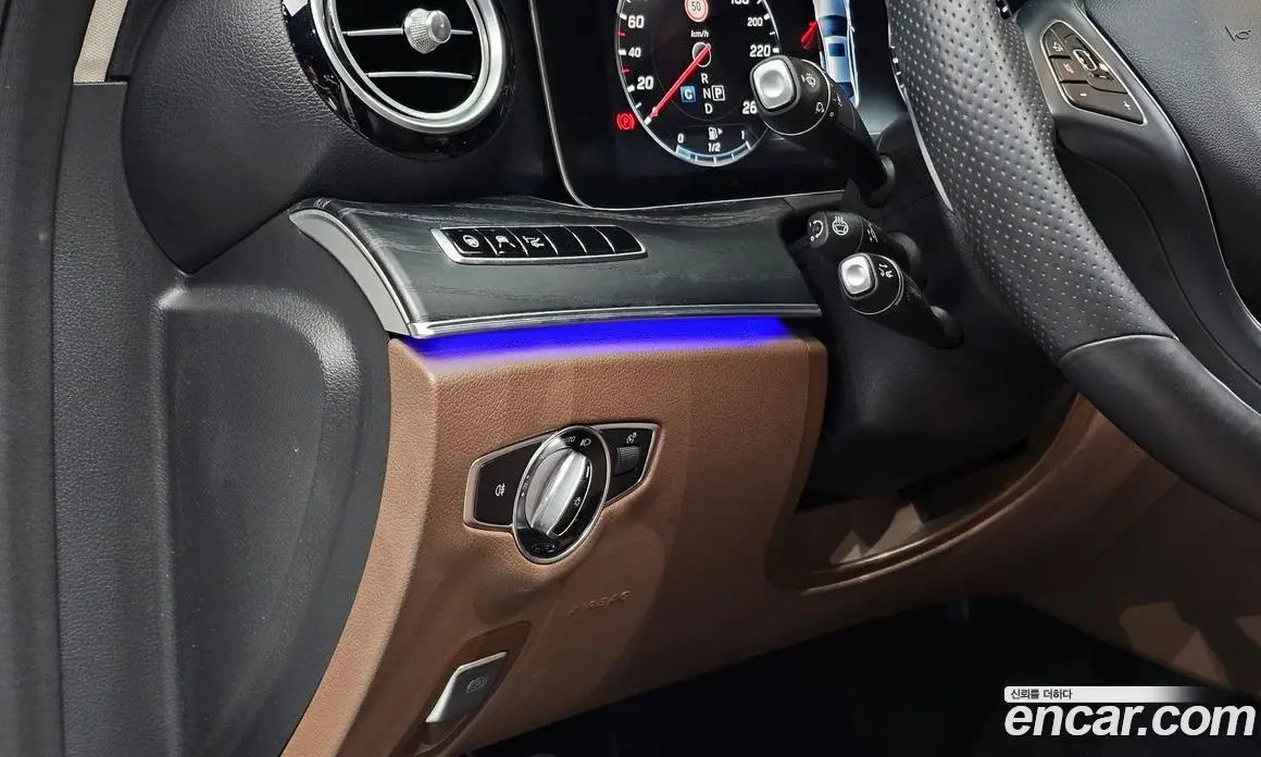 Mercedes-Benz E-Class 2017 2.0 гидро, фото 14 Mercedes-Benz E-Class 2017 2.0 гидро, фото 14