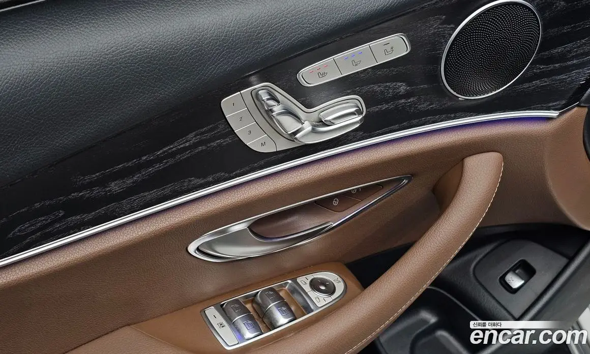 Mercedes-Benz E-Class 2017 2.0 гидро, фото 17 Mercedes-Benz E-Class 2017 2.0 гидро, фото 17