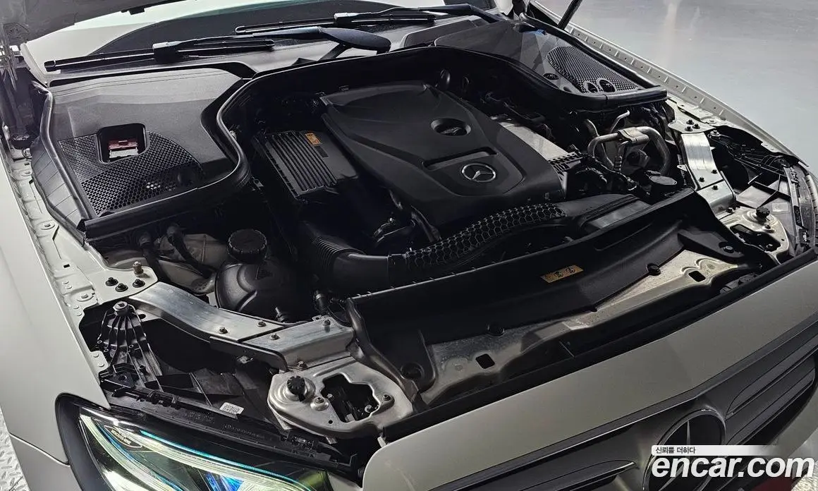 Mercedes-Benz E-Class 2017 2.0 гидро, фото 6 Mercedes-Benz E-Class 2017 2.0 гидро, фото 6