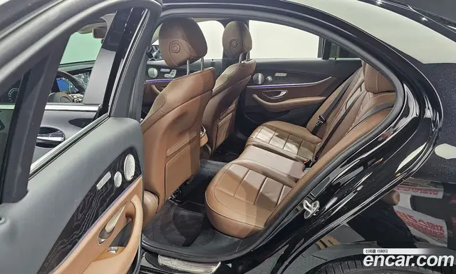 Mercedes-Benz E-Class 2020 2.0 гидро, миниатюра 11