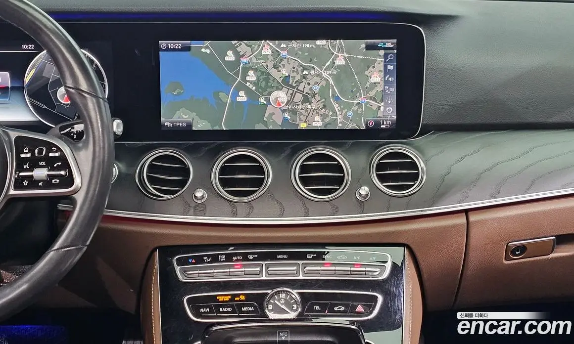 Mercedes-Benz E-Class 2020 2.0 гидро, фото 18