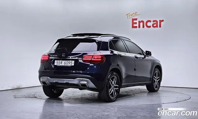 Mercedes-Benz GLA-Class 2017 2.0 гидро, миниатюра 2