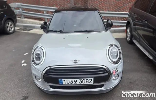 Mini Cooper, 2019, 59 000 км