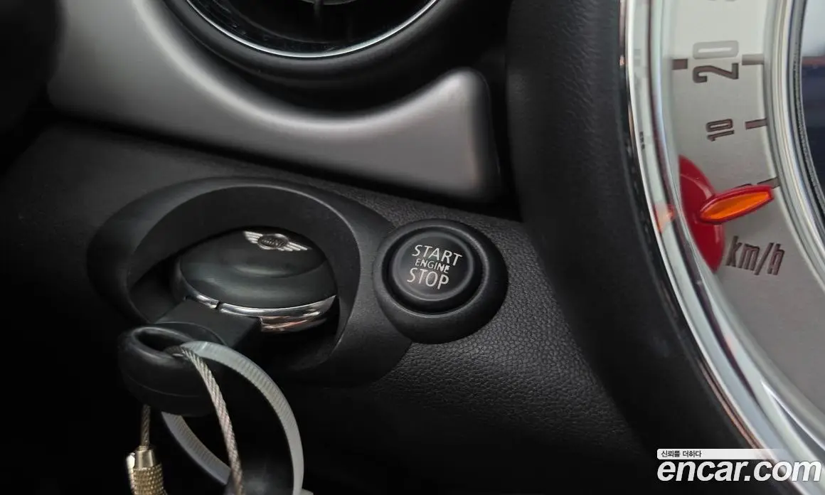 Mini Cooper Convertible 2014 1.6 автомат (гидро), фото 17