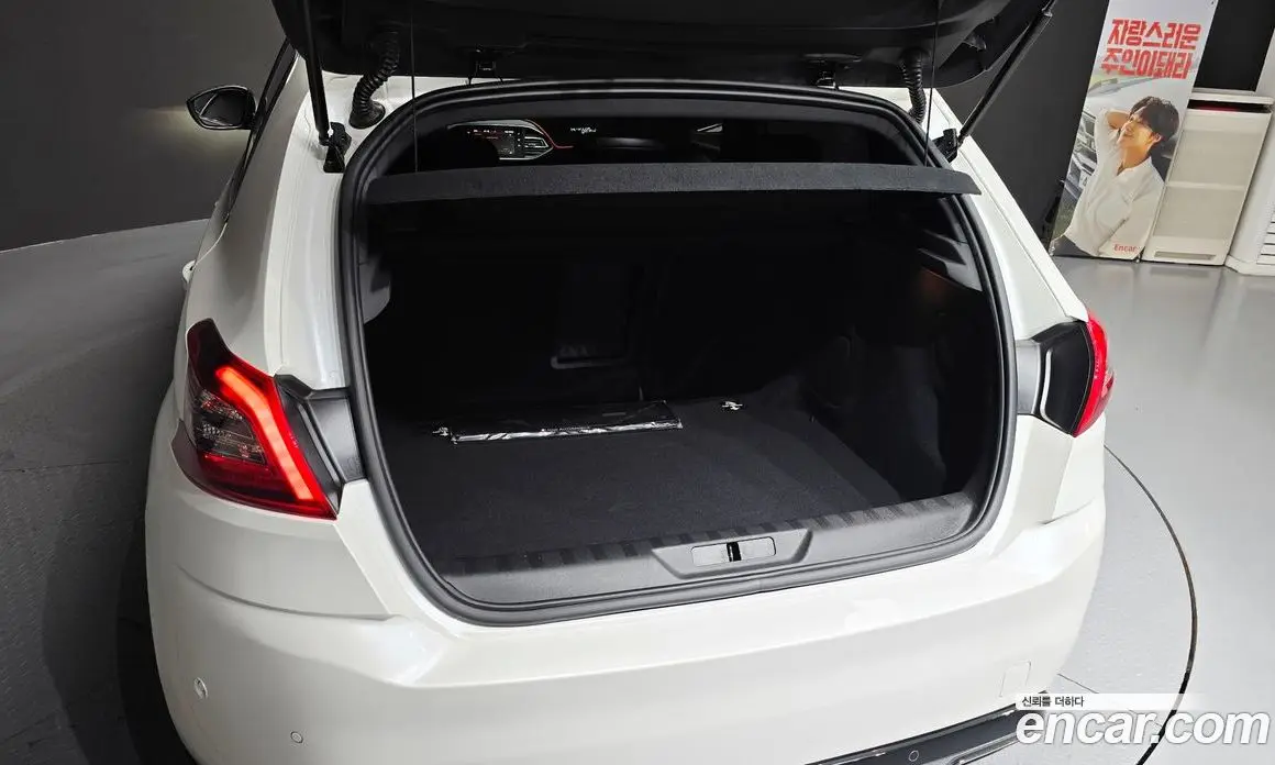 Peugeot 308 2019 1.5 автомат (гидро), фото 25