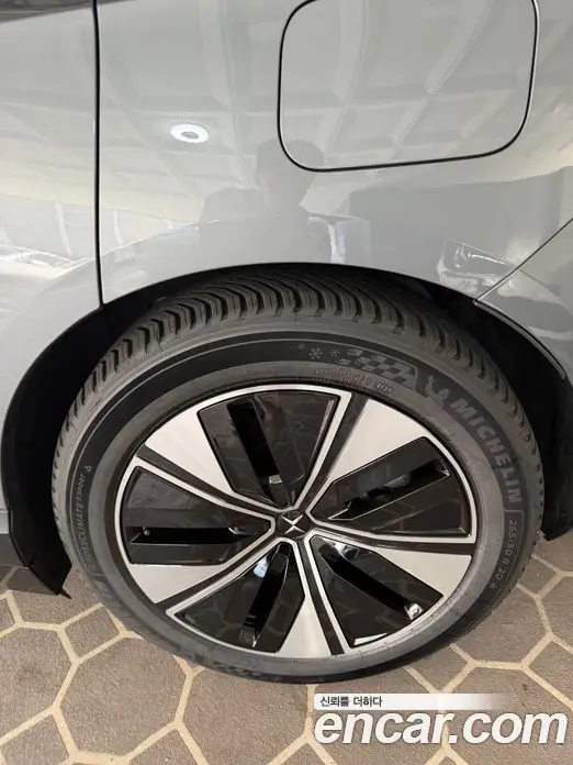 Polestar Polestar 4 2025 0.4 автомат (гидро), миниатюра 12