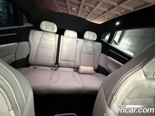 Polestar Polestar 4 2025 0.4 автомат (гидро), миниатюра 6