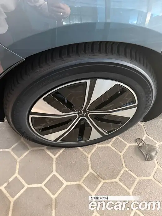 Polestar Polestar 4 2025 0.4 автомат (гидро), миниатюра 10