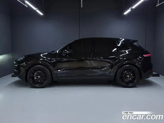 Porsche Cayenne 2024 3.0 автомат (гидро), миниатюра 11