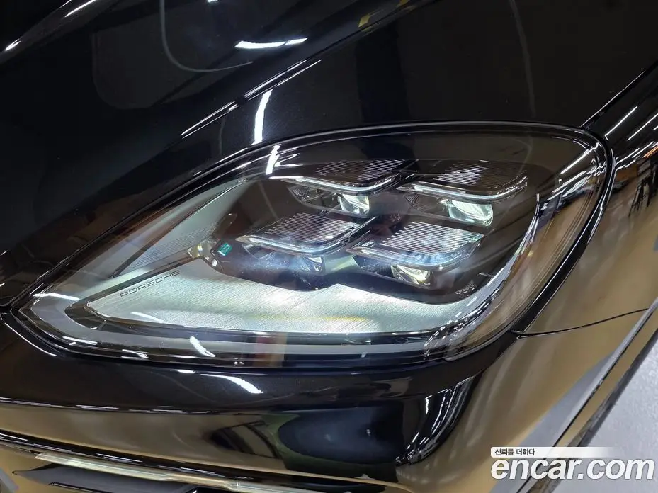 Porsche Cayenne 2024 3.0 автомат (гидро), фото 12