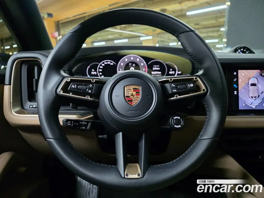 Porsche Cayenne 2024 3.0 автомат (гидро), фото 16