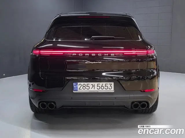 Porsche Cayenne 2024 3.0 автомат (гидро), миниатюра 4