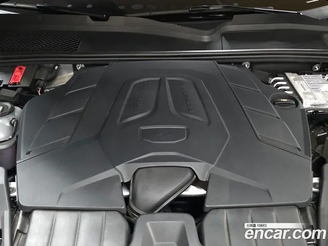 Porsche Cayenne 2024 3.0 автомат (гидро), миниатюра 6