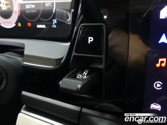 Porsche Panamera 2025 4.0 автомат (гидро), миниатюра 7
