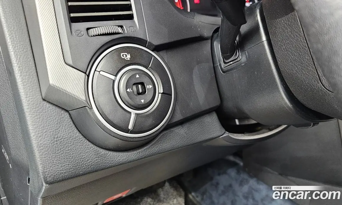 SsangYong Korando 2014 2.0 автомат (гидро), фото 25