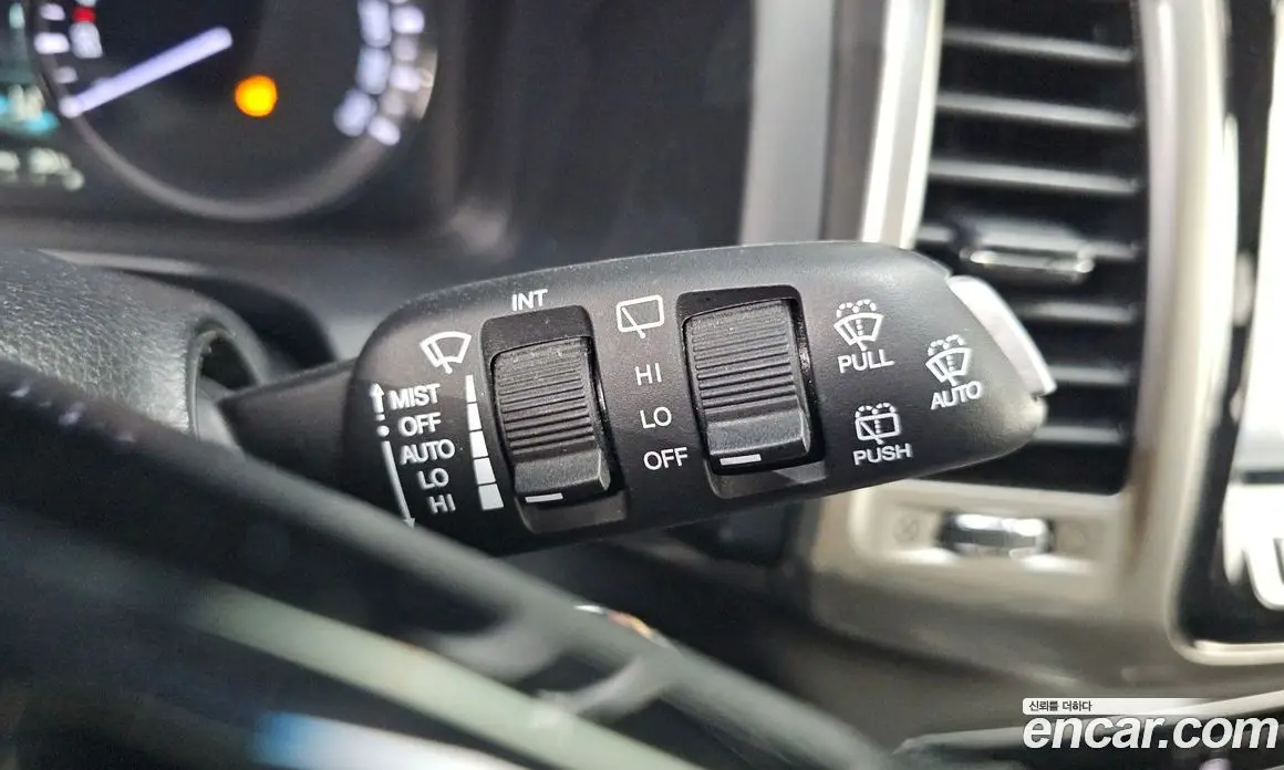 SsangYong Rexton 2018 2.2 автомат (гидро), фото 21