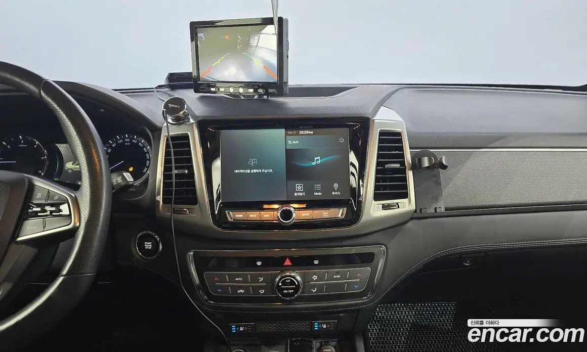 SsangYong Rexton 2018 2.2 автомат (гидро), фото 14