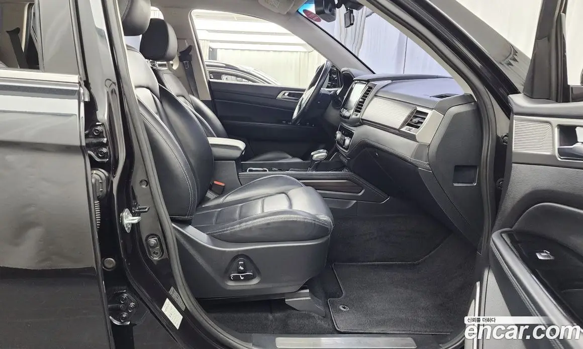 SsangYong Rexton 2018 2.2 автомат (гидро), фото 17