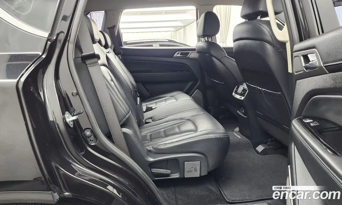 SsangYong Rexton 2018 2.2 автомат (гидро), фото 18