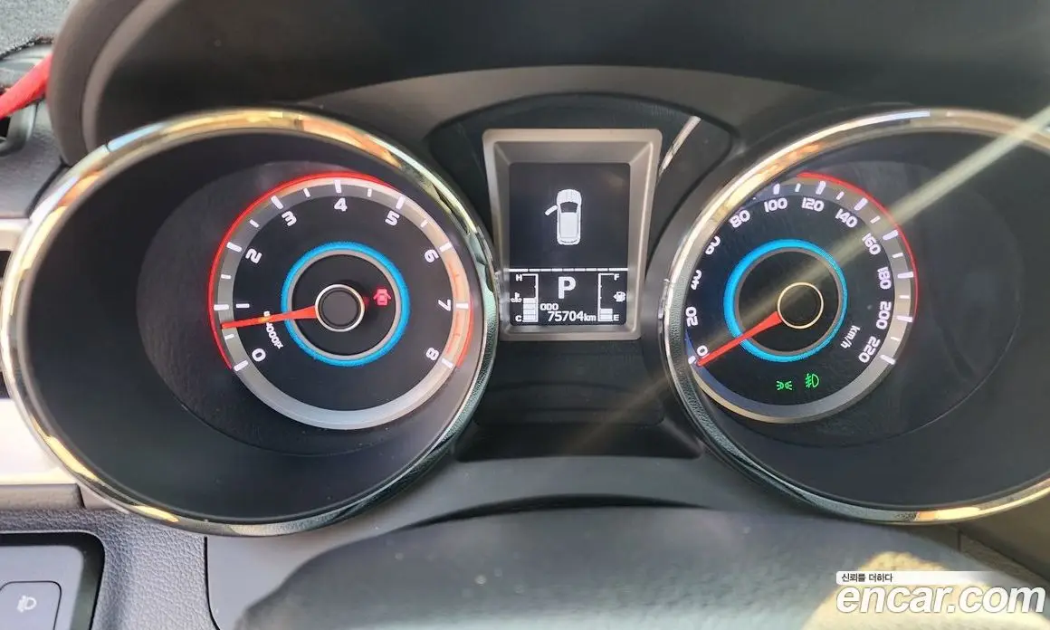 SsangYong TIBOLI 2015 1.6 автомат (гидро), фото 14