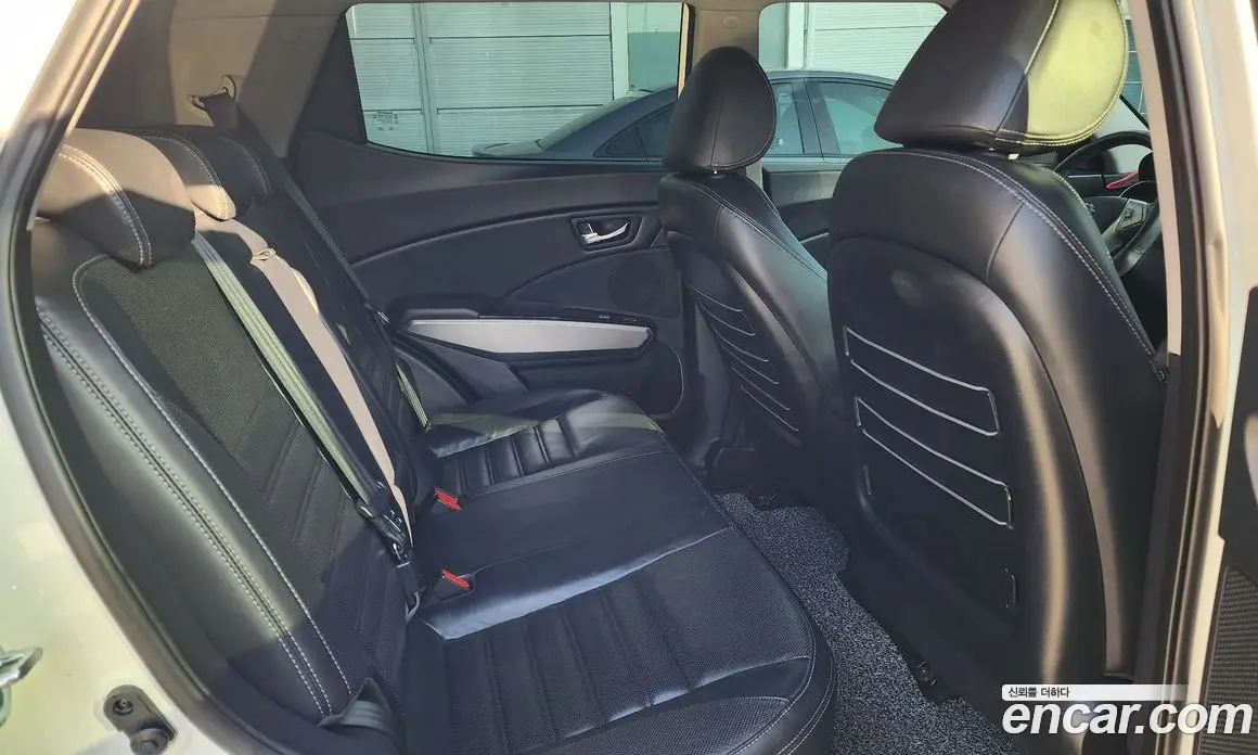 SsangYong TIBOLI 2015 1.6 автомат (гидро), фото 8