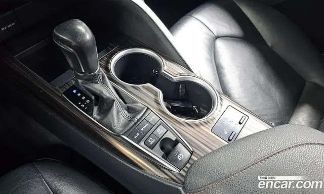 Toyota Camry 2018 2.5 автомат (гидро), миниатюра 12