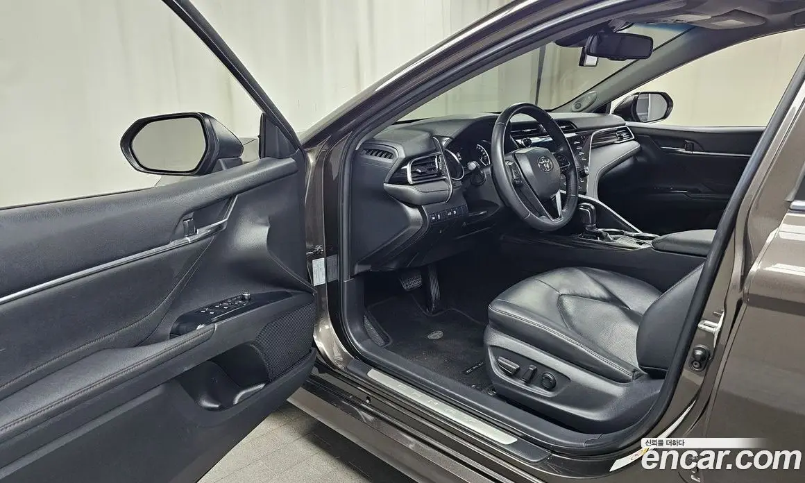 Toyota Camry 2018 2.5 автомат (гидро), фото 13 Toyota Camry 2018 2.5 автомат (гидро), фото 13