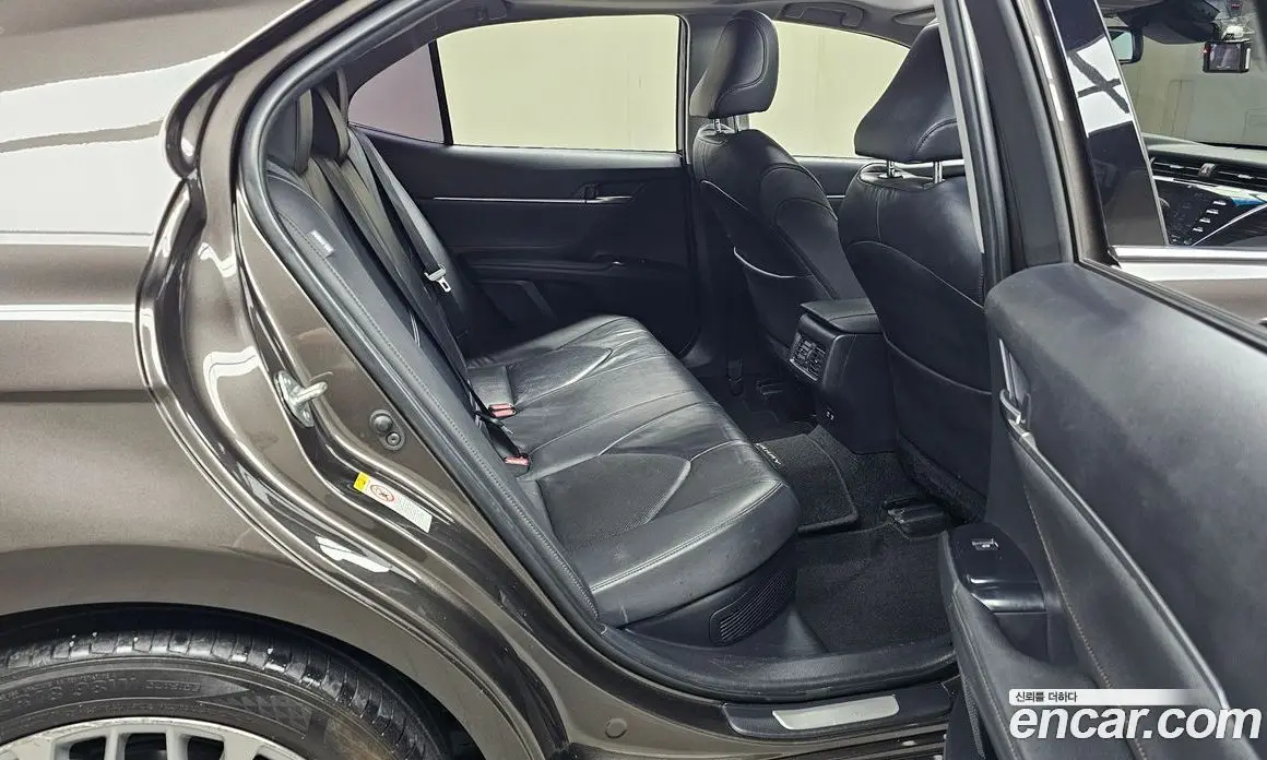 Toyota Camry 2018 2.5 автомат (гидро), фото 17 Toyota Camry 2018 2.5 автомат (гидро), фото 17