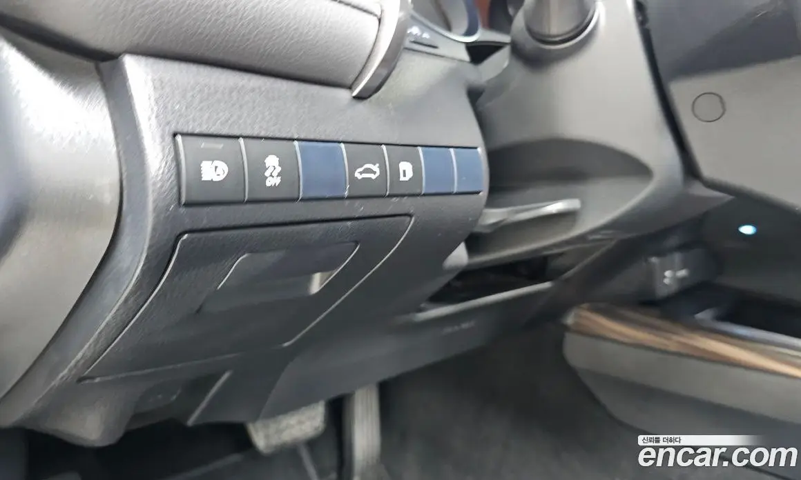 Toyota Camry 2018 2.5 автомат (гидро), фото 25 Toyota Camry 2018 2.5 автомат (гидро), фото 25