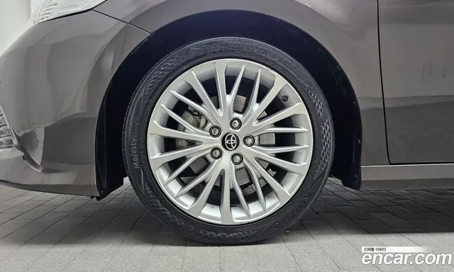 Toyota Camry 2018 2.5 автомат (гидро), миниатюра 5 Toyota Camry 2018 2.5 автомат (гидро), миниатюра 5