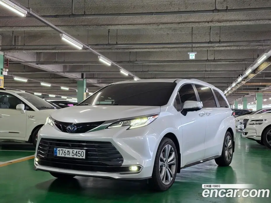 Toyota Sienna 2025 2.5 автомат (гидро), фото 1 Toyota Sienna 2025 2.5 автомат (гидро), фото 1