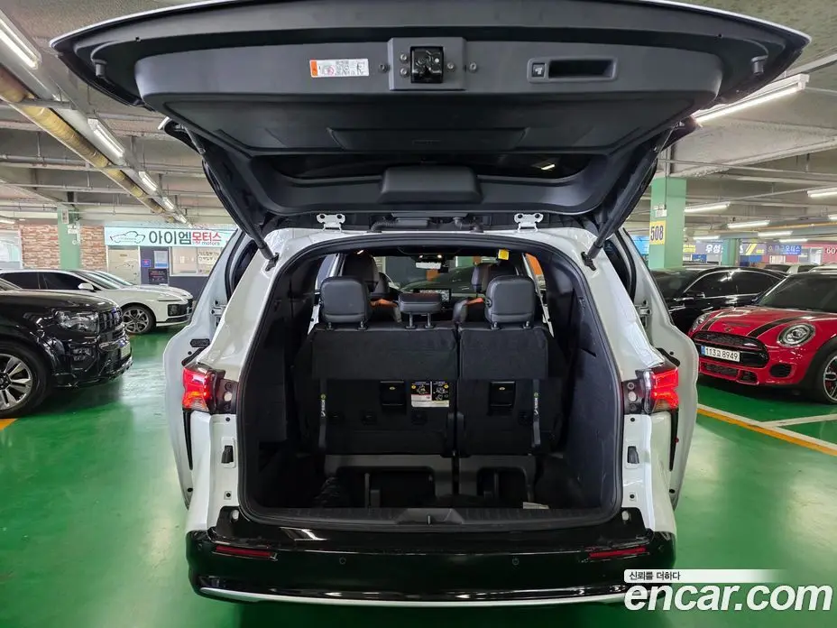 Toyota Sienna 2025 2.5 автомат (гидро), фото 14 Toyota Sienna 2025 2.5 автомат (гидро), фото 14