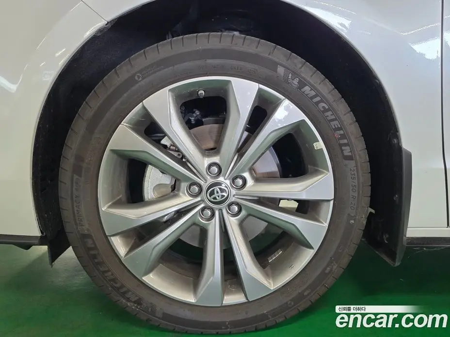 Toyota Sienna 2025 2.5 автомат (гидро), фото 5 Toyota Sienna 2025 2.5 автомат (гидро), фото 5