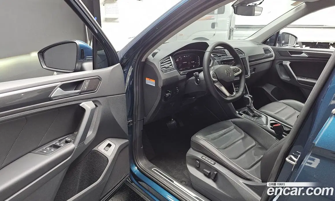 Volkswagen Tiguan 2021 2.0 автомат (гидро), фото 13
