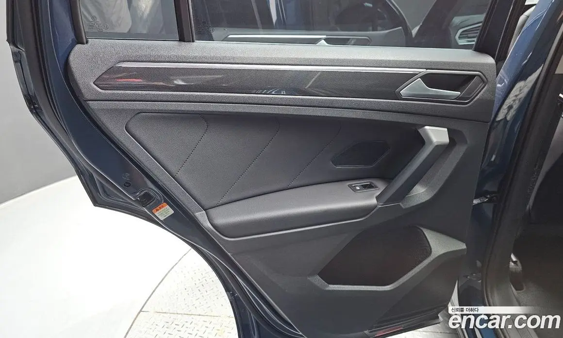 Volkswagen Tiguan 2021 2.0 автомат (гидро), фото 15