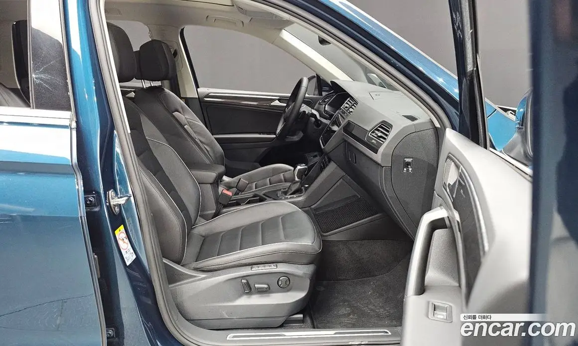 Volkswagen Tiguan 2021 2.0 автомат (гидро), фото 17