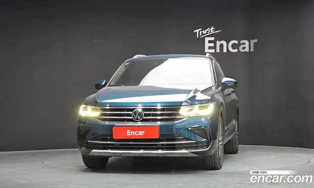 Volkswagen Tiguan 2021 2.0 автомат (гидро), миниатюра 3