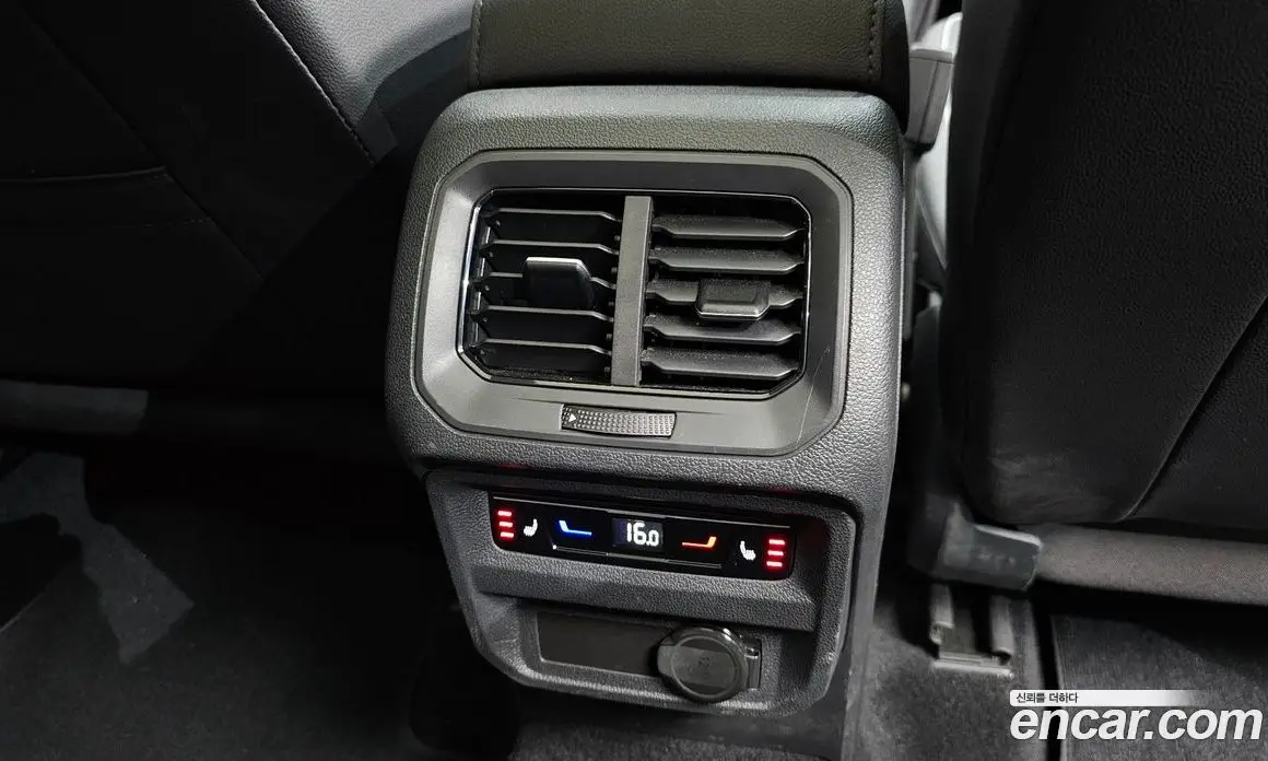 Volkswagen Tiguan 2021 2.0 автомат (гидро), фото 25