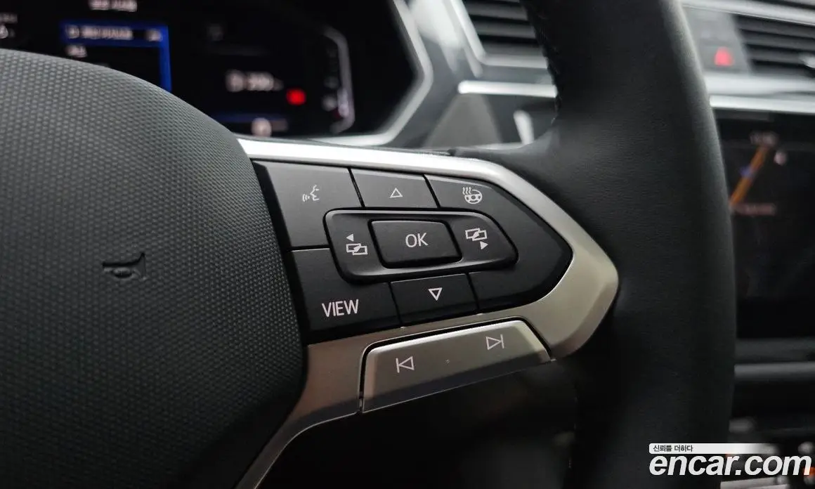 Volkswagen Tiguan 2021 2.0 автомат (гидро), фото 30