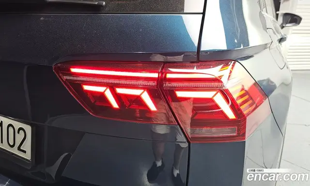 Volkswagen Tiguan 2021 2.0 автомат (гидро), миниатюра 9