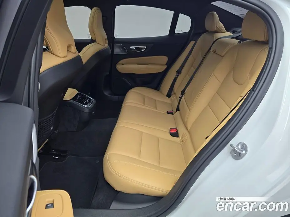Volvo S60 2022 2.0 автомат (гидро), фото 12