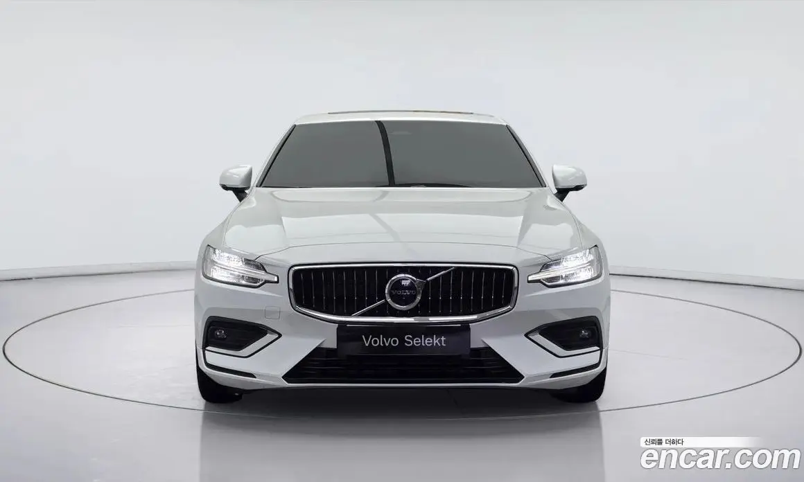 Volvo S60 2022 2.0 автомат (гидро), фото 5